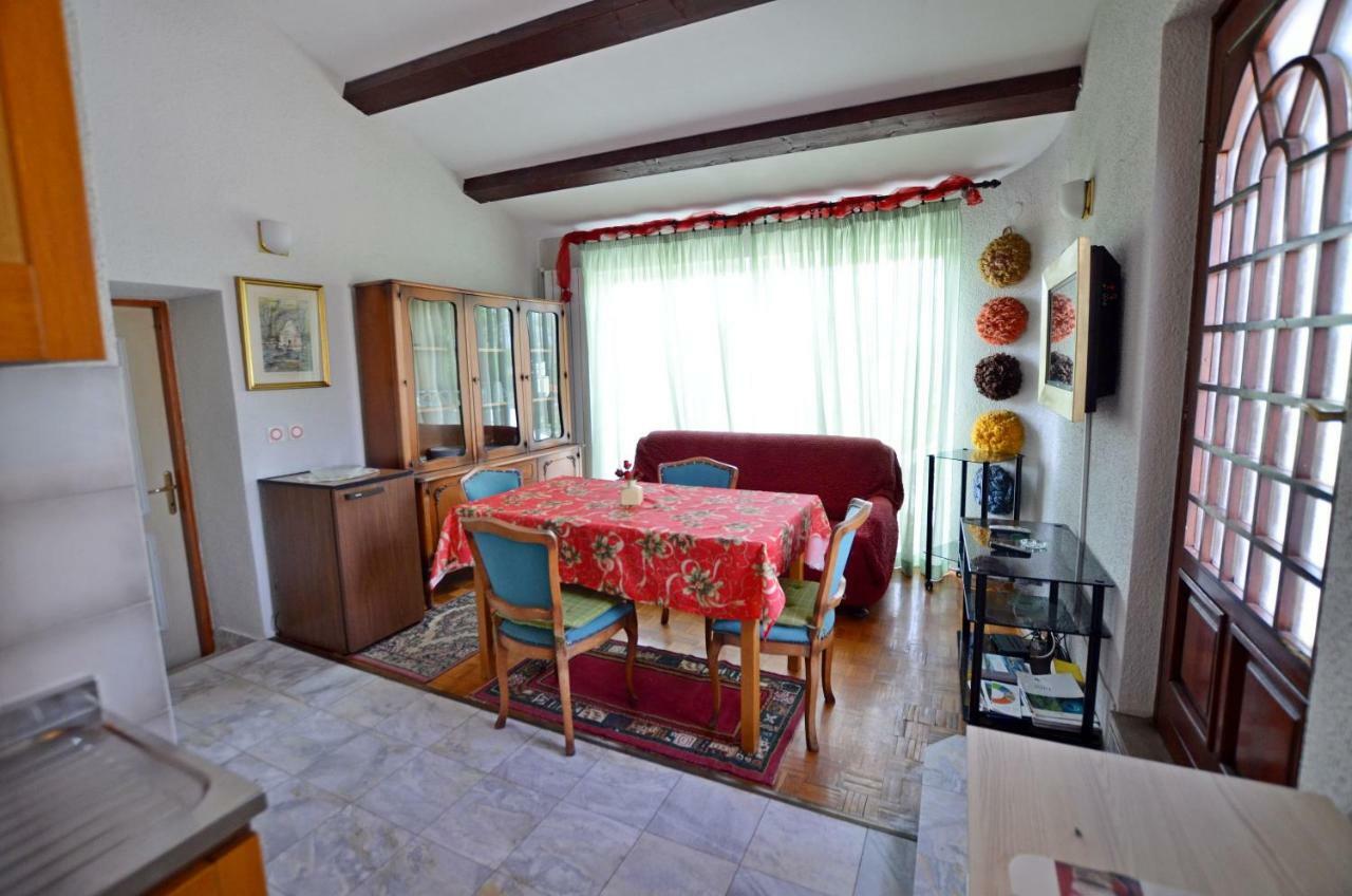 Apartment Amedea Kanfanar Ngoại thất bức ảnh